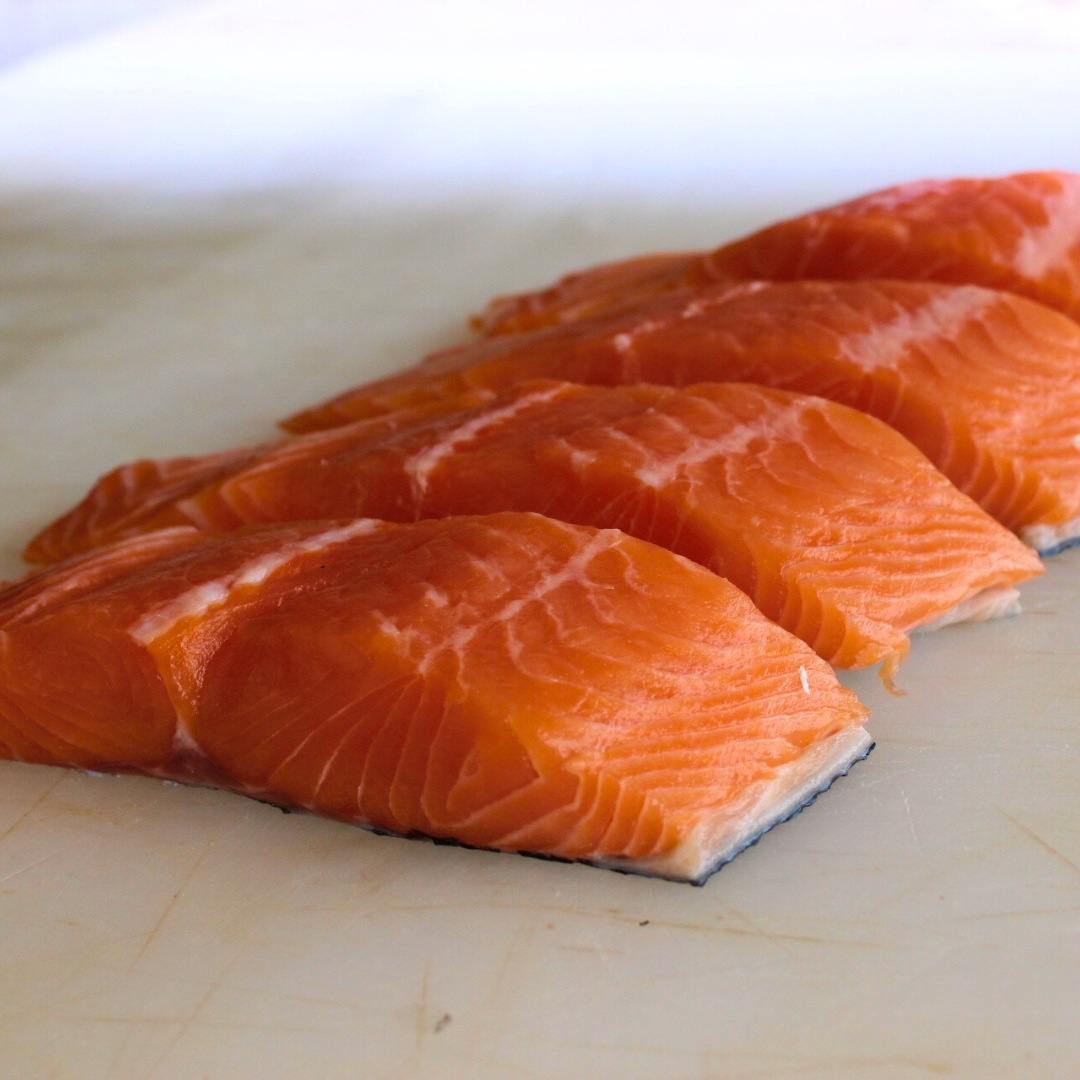 Salmón Noruego en Porciones con Piel 2 kg